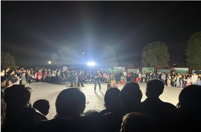 公安縣文旅局依法取締梅園公園違規營業性演出，守護文化市場秩序